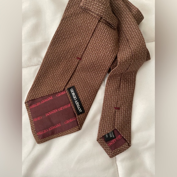 Giorgio Armani silk tie brown red burgundy handmade in Italy luxury